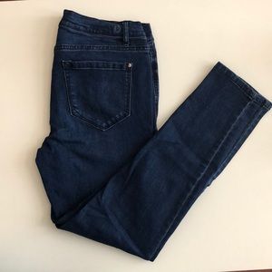 Kenzie jeans. Great Condition!